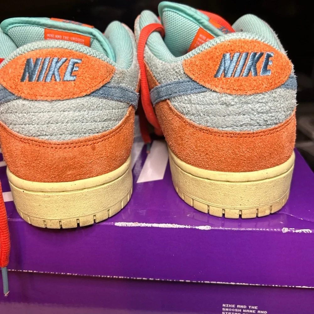 Size 13- NIKE DUNK SB LOW PRO ORANGE EMERALD RISE